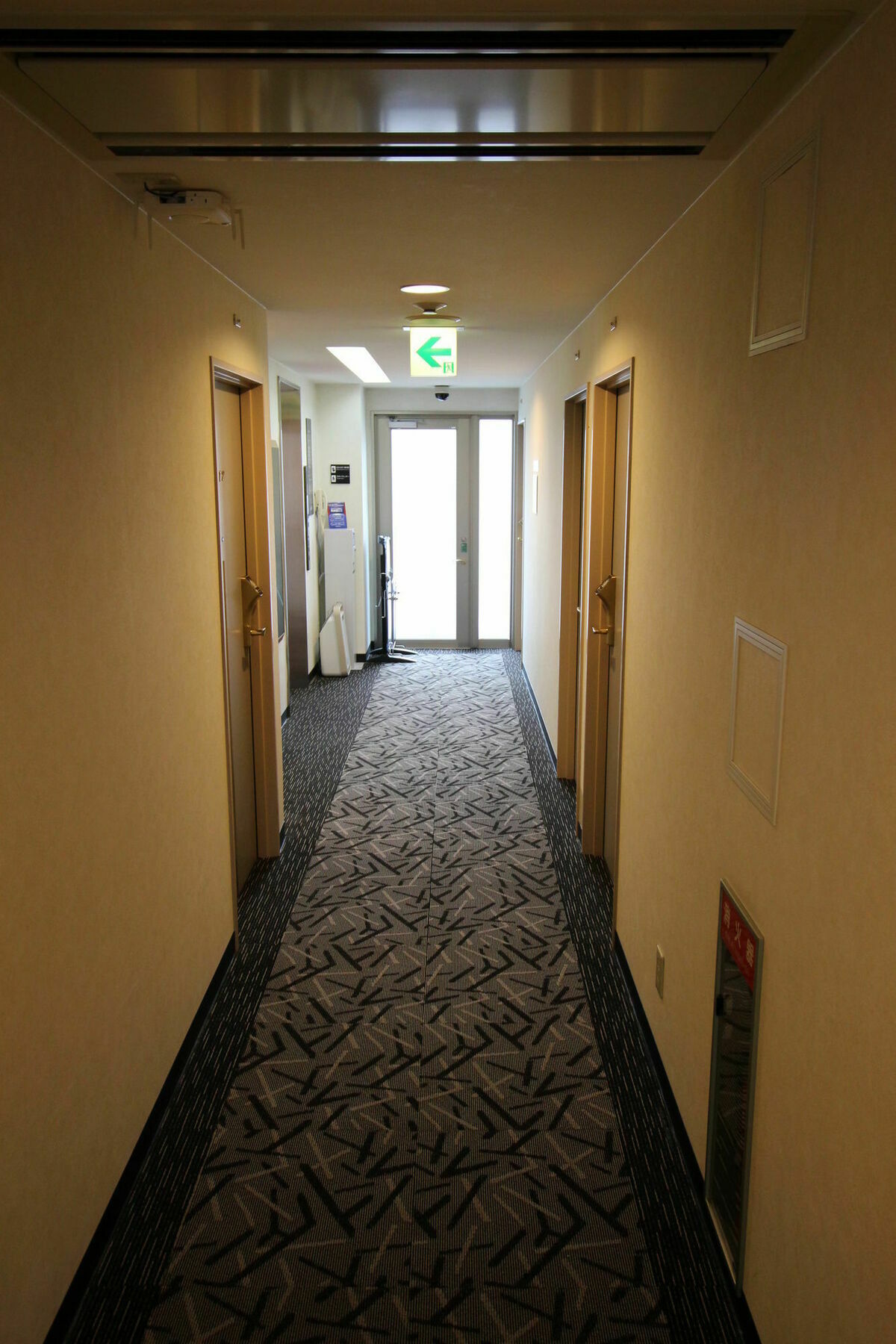 Apa Hotel Tokushima Ekimae Bagian luar foto