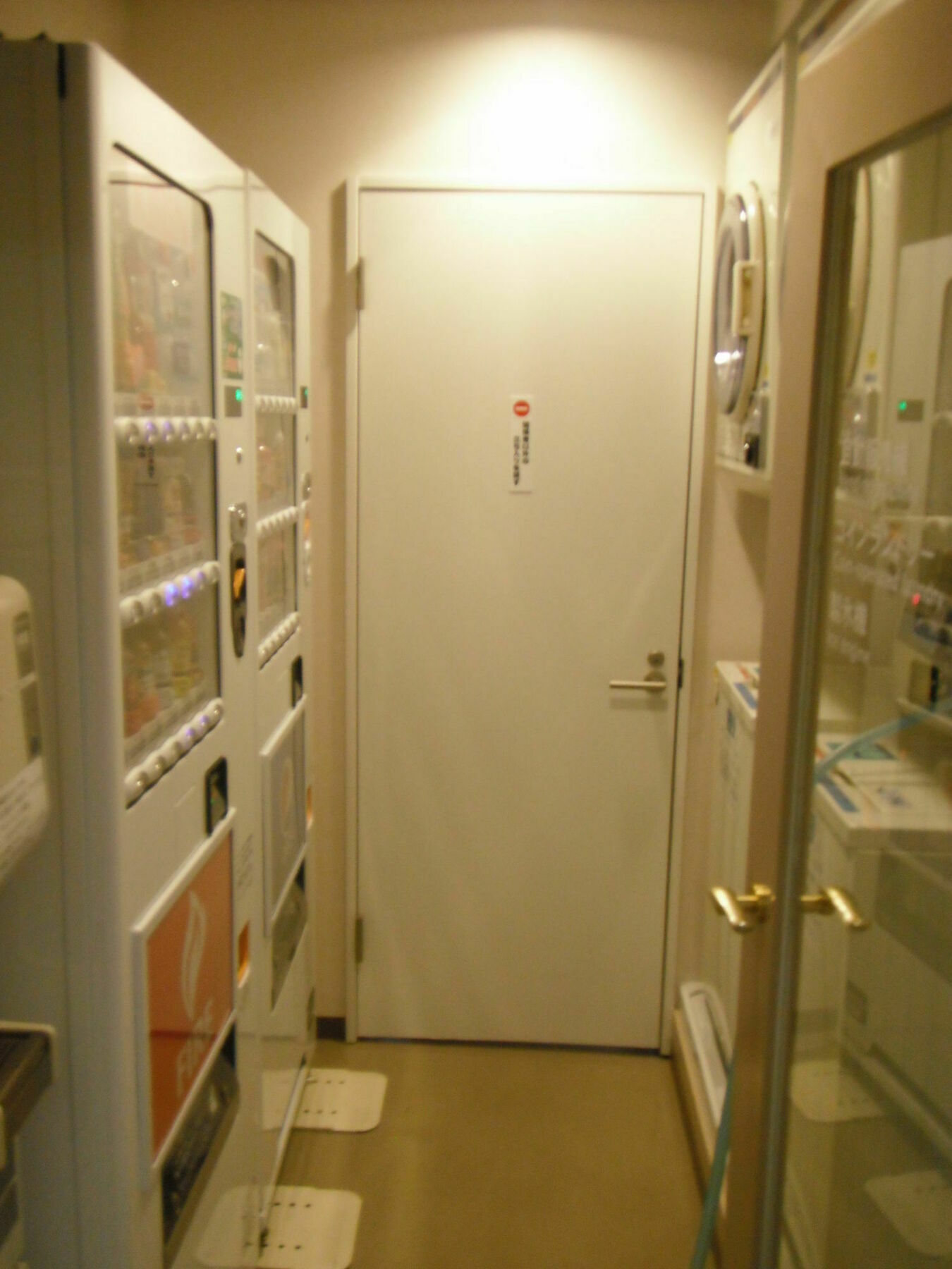 Apa Hotel Tokushima Ekimae Bagian luar foto