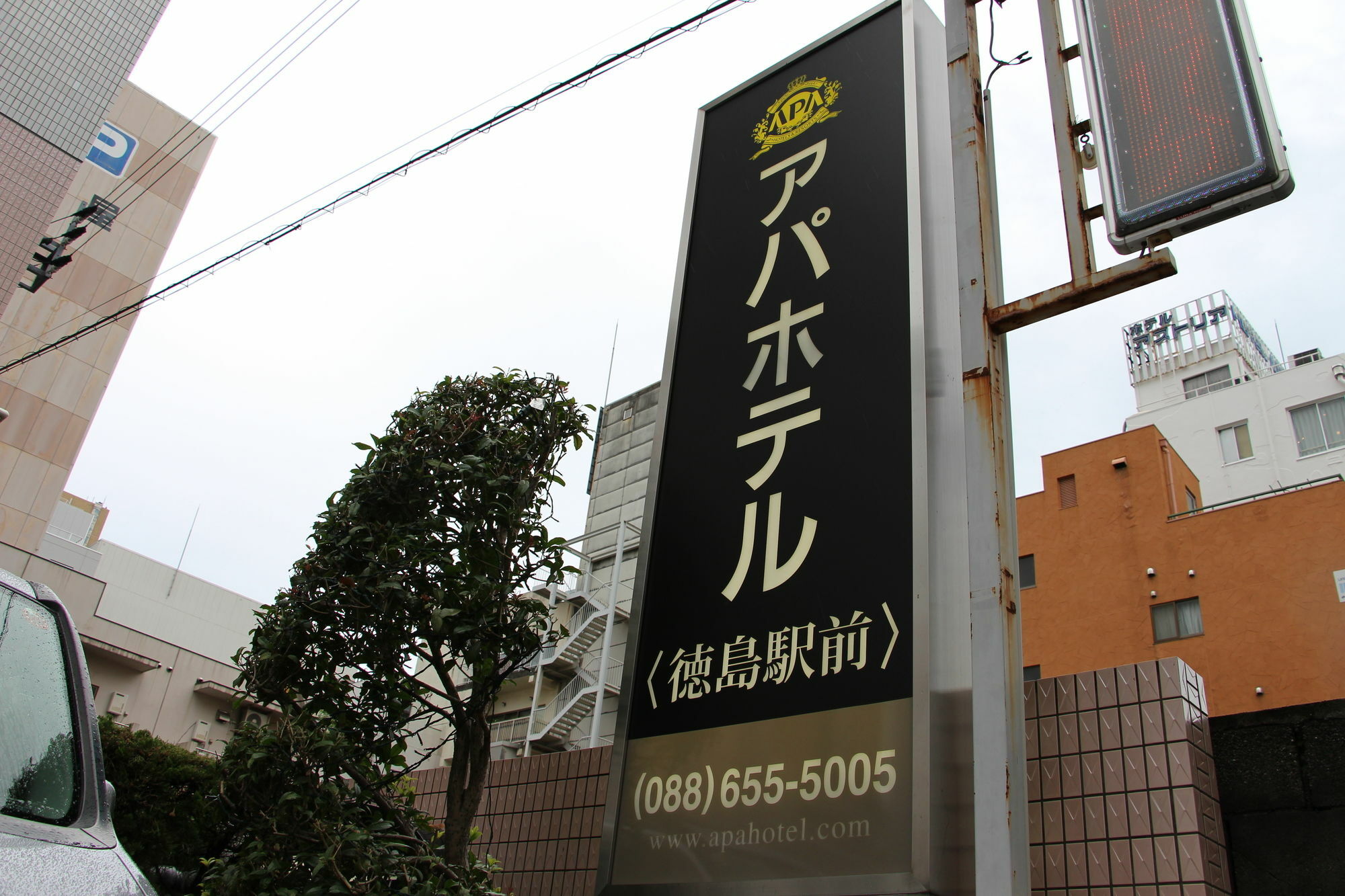 Apa Hotel Tokushima Ekimae Bagian luar foto